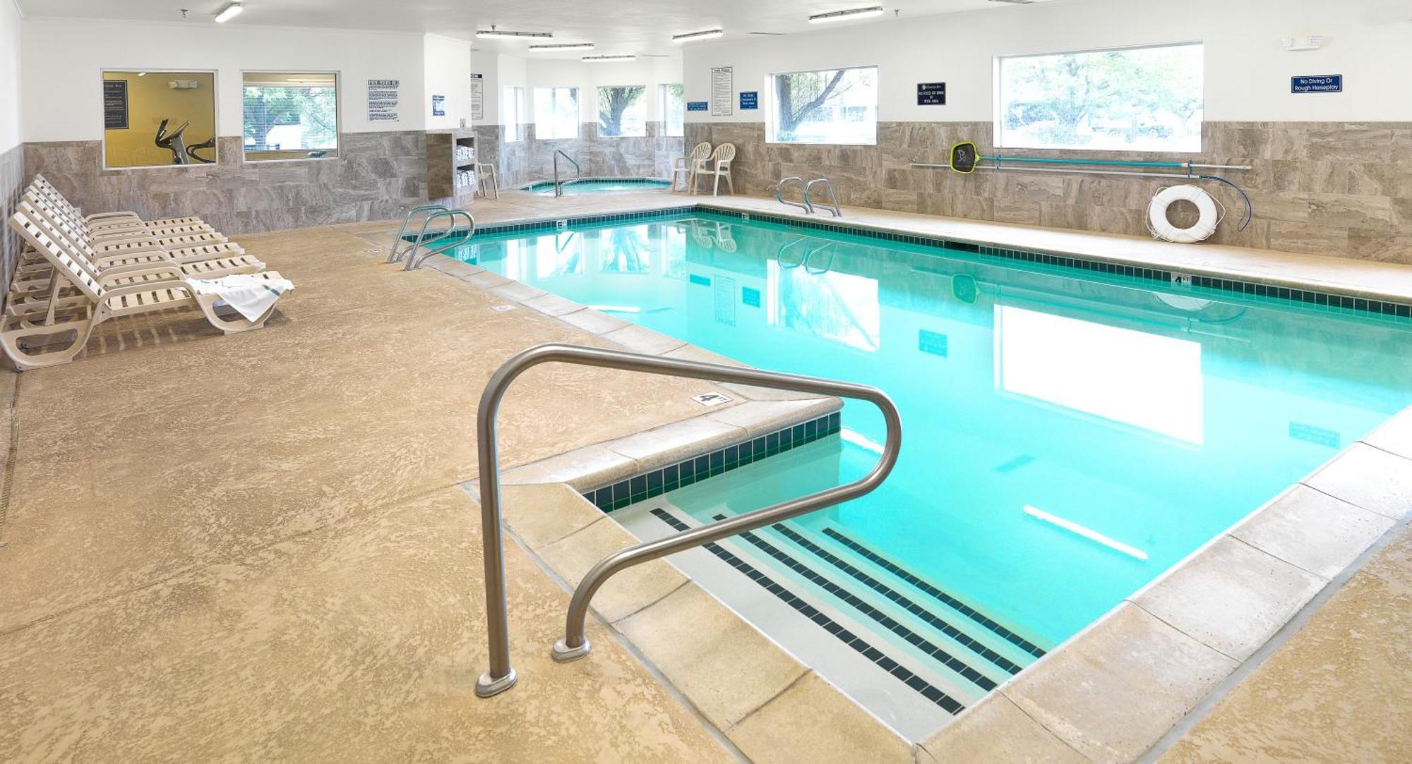 Crystal Hotel&suites - Midvalley Hotel Murray