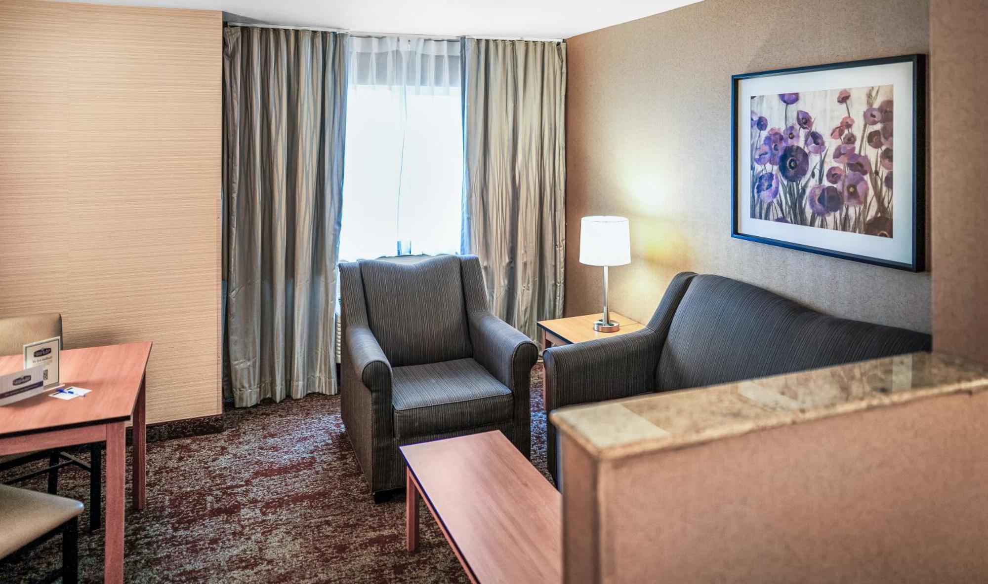 Crystal Hotel&suites - Midvalley