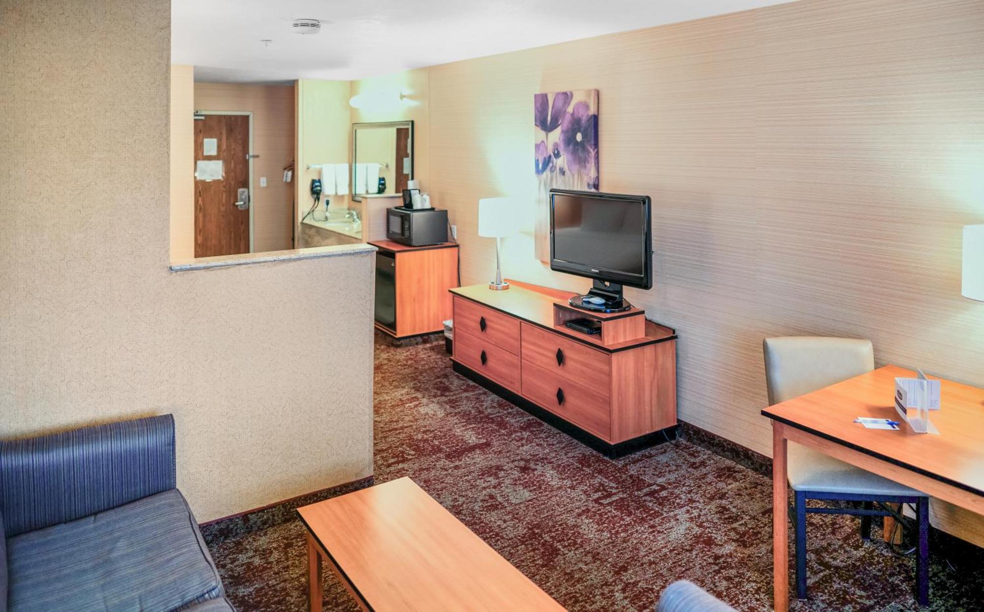 Hotel Crystal Hotel&suites - Midvalley