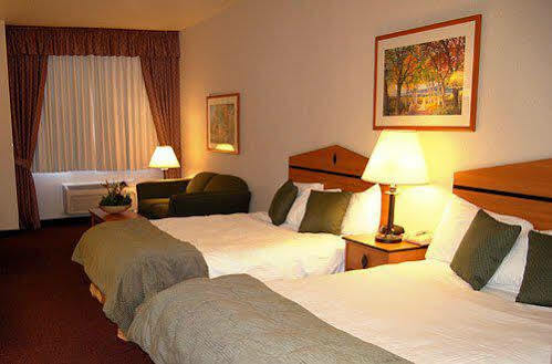 Crystal Hotel&suites - Midvalley Hotel